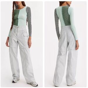 Levi’s Convertible Cargo Pants in Quiet‎ Grey Size 29
